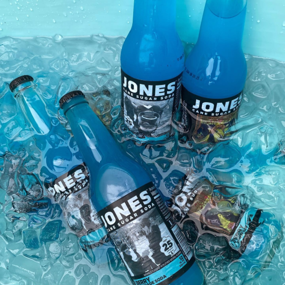 Jones™ Berry Lemonade Craft Soda 12 FL Oz Glass Bottles (12 Pack) Image2